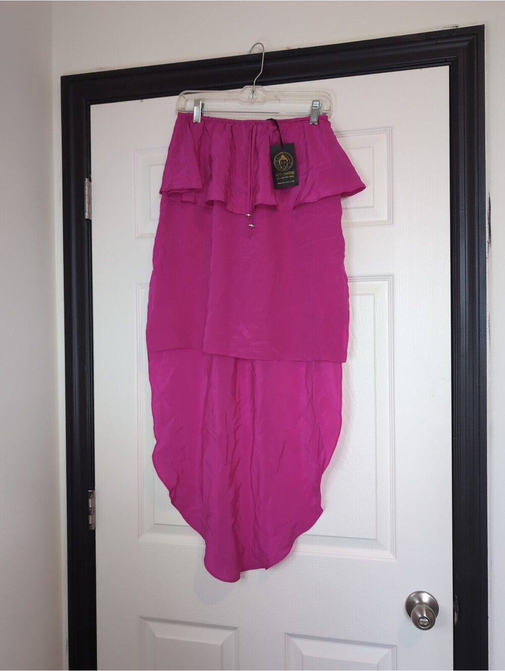 Medium NWT Aum Couture hot pink strapless top